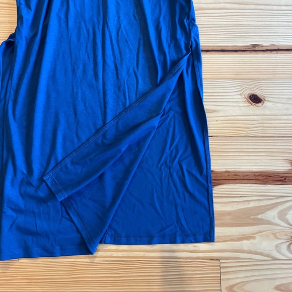 Long dress with cutouts - Picture 4 of 5